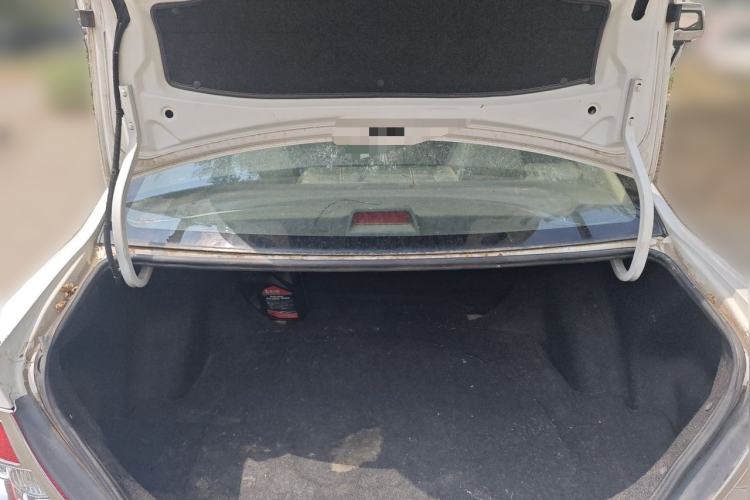 Used BYD F3 2015 Energy-Efficient Model 1.5L Manual Comfort Edition Trunk