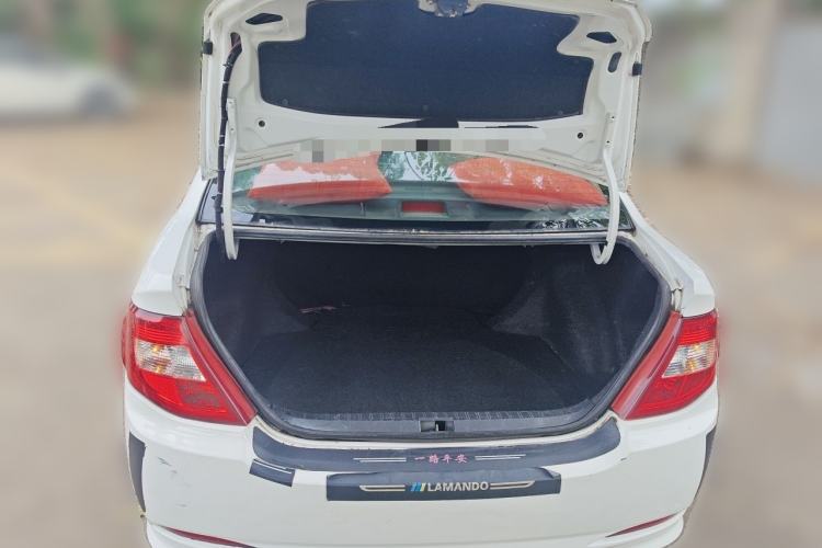 Used BYD F3 2015 Energy-Efficient Model 1.5L Manual Comfort Edition Trunk