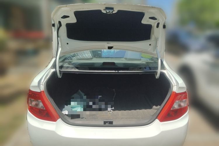 Used BYD F3 2015 Energy-Efficient Model 1.5L Manual Comfort Edition Trunk