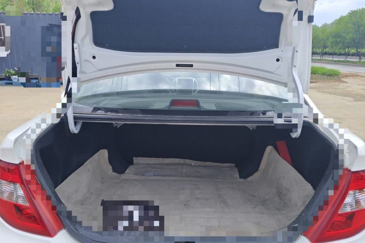 Used BYD F3 2015 Energy-Saving Edition 1.5L Manual Luxury Model Trunk
