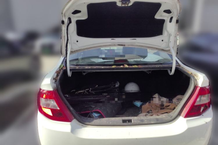 Used BYD F3 2015 Energy-Saving Edition 1.5L Manual Luxury Model Trunk