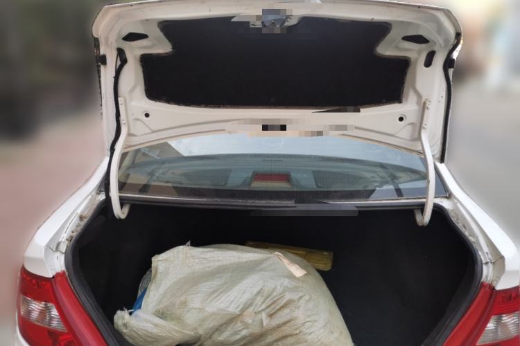 Used BYD F3 2015 Energy-Efficient Model 1.5L Manual Comfort Edition Trunk