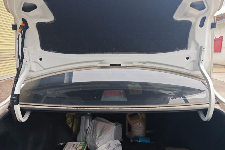 Used BYD F3 2015 Energy-Saving Edition 1.5L Automatic Luxury Model Trunk