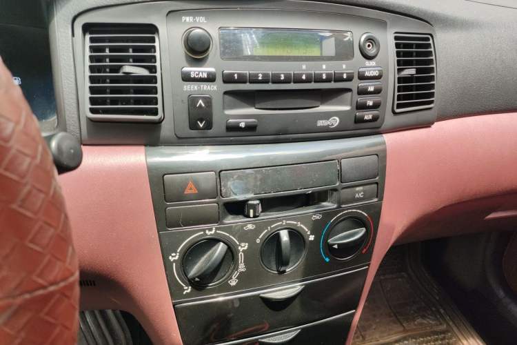 Used BYD F3 2016 1.5L Manual Comfort Model Audio And AC Panel