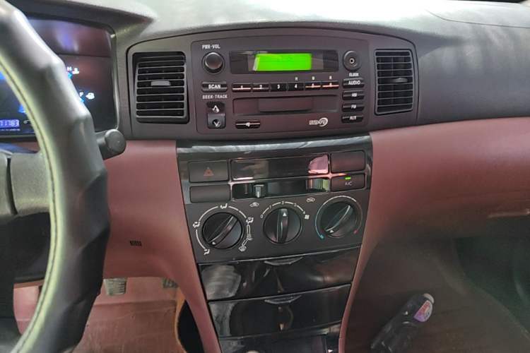 Used BYD F3 2016 1.5L Manual Comfort Model Audio And AC Panel
