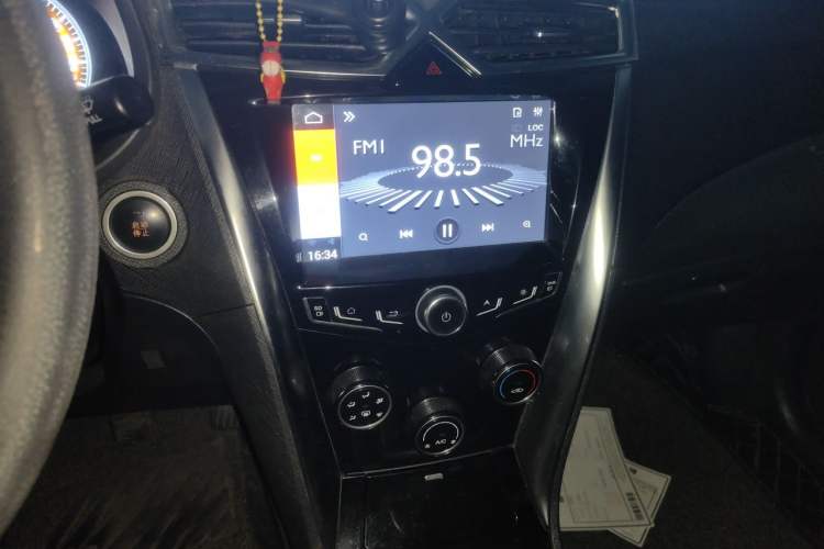 Used BYD F3 2016 1.5L Manual Luxury Model Audio And AC Panel