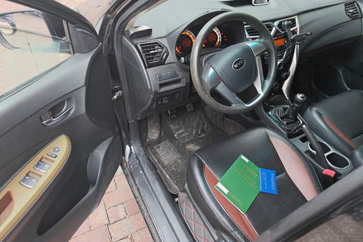 Used BYD F3 2016 1.5L Manual Luxury Model Driver Seat