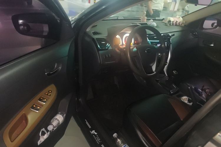 Used BYD F3 2016 1.5L Manual Luxury Model Driver Seat