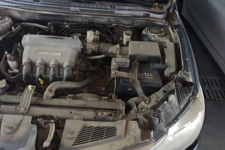 Used BYD F3 2016 1.5L Automatic Luxury Model Engine Bay Left