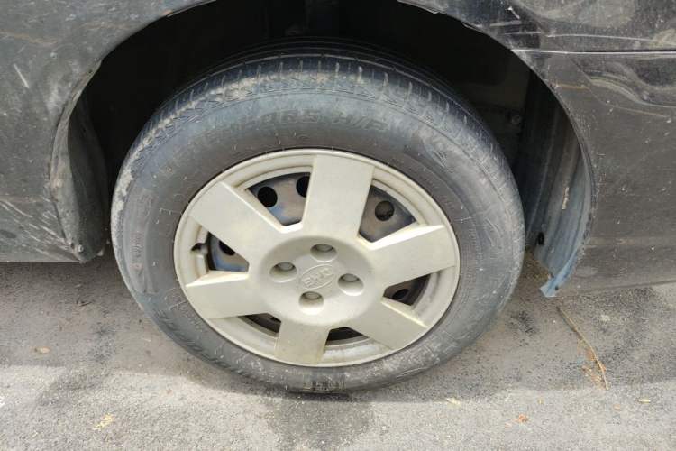Used BYD F3 2016 1.5L Manual Comfort Model Right Front Wheel Hub