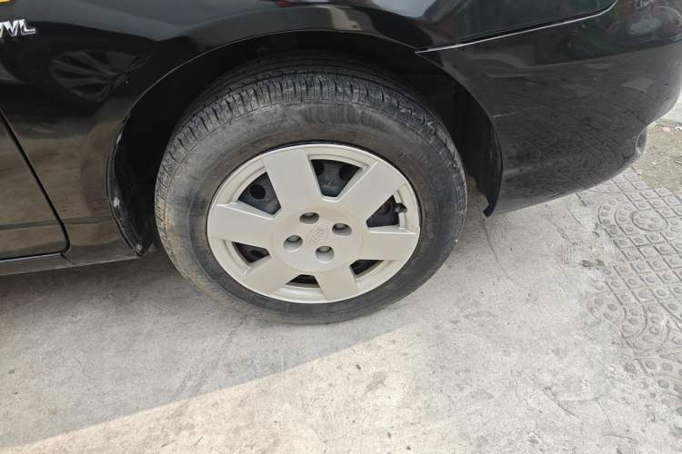 Used BYD F3 2016 1.5L Manual Comfort Model Right Front Wheel Hub