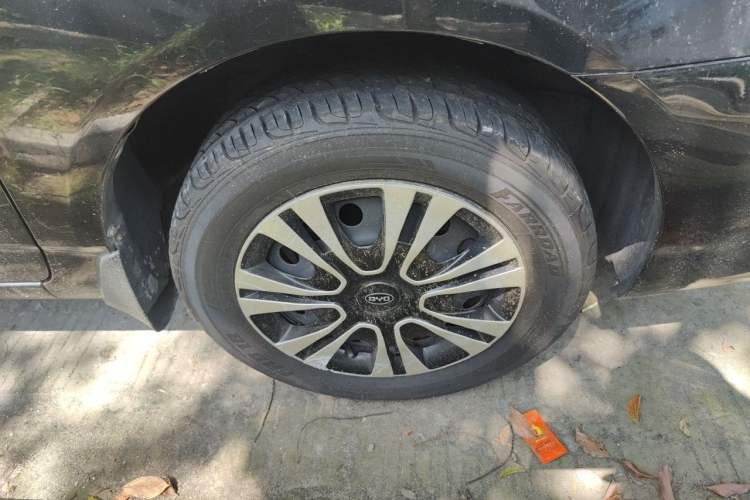 Used BYD F3 2016 1.5L Manual Comfort Model Right Front Wheel Hub