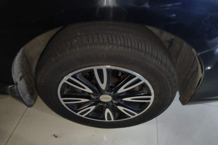 Used BYD F3 2016 1.5L Manual Luxury Model Right Front Wheel Hub