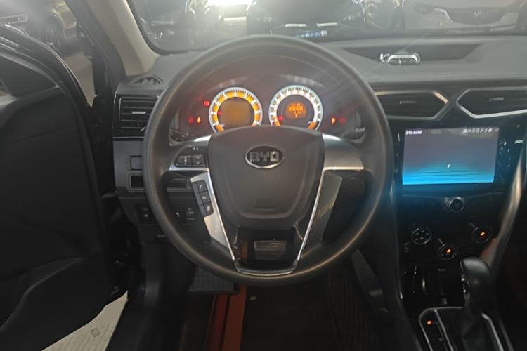 Used BYD F3 2016 1.5L Automatic Luxury Version Steering Wheel