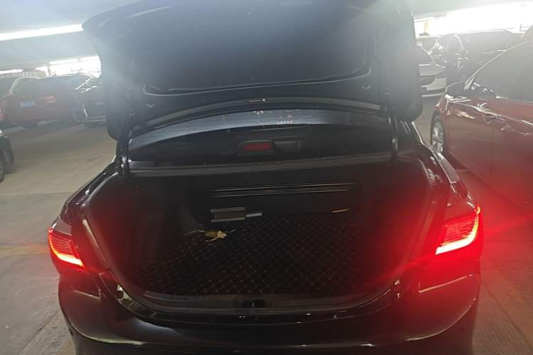Used BYD F3 2016 1.5L Automatic Luxury Version Trunk