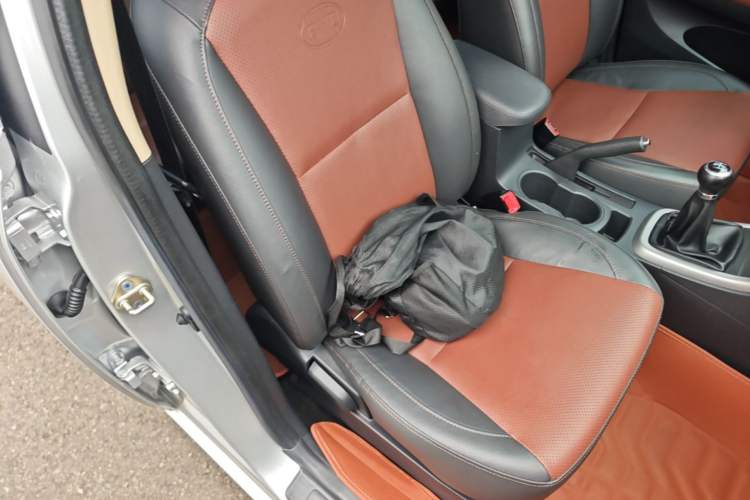 Used BYD F3 2016 1.5L Manual Comfort Model Right Front Seat
