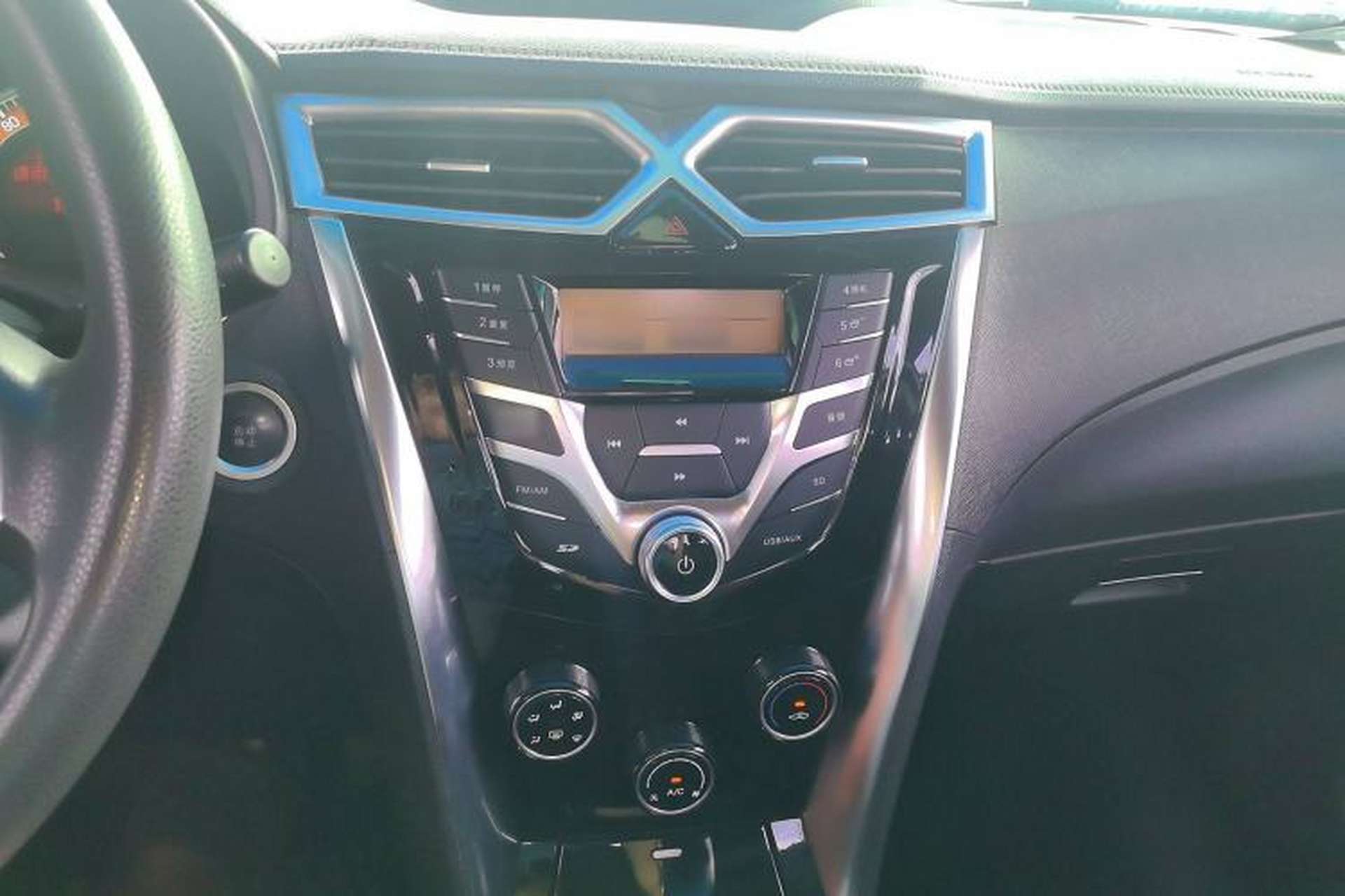 Used BYD F3 2016 1.5L Automatic Luxury Model Audio And AC Panel