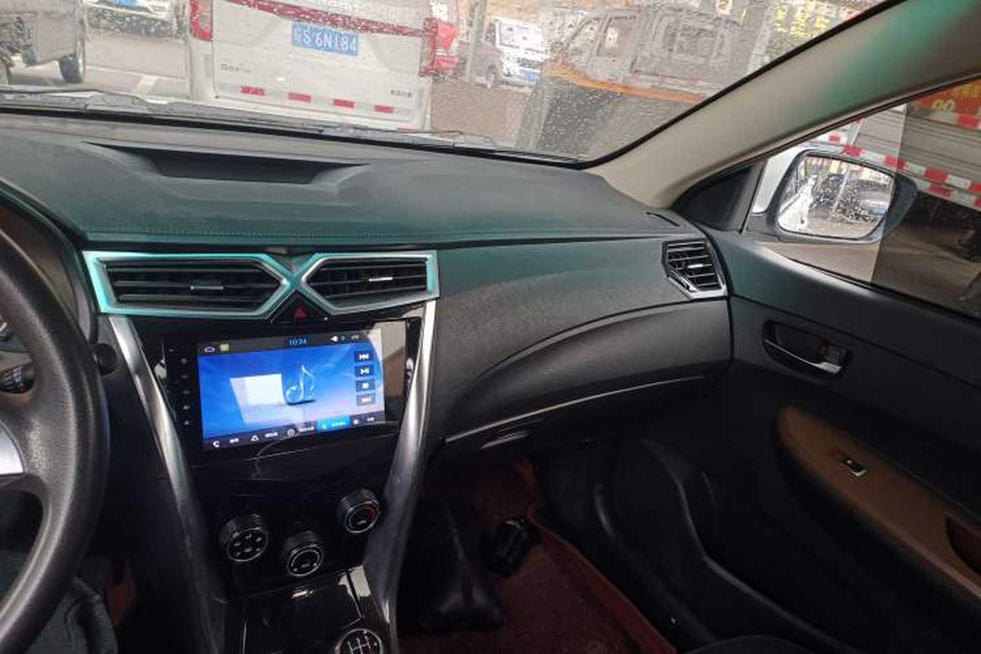Used BYD F3 2016 1.5L Manual Luxury Model Audio And AC Panel