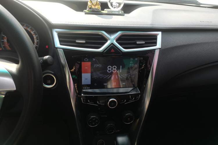 Used BYD F3 2016 1.5L Automatic Luxury Model Audio And AC Panel