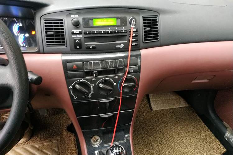 Used BYD F3 2016 1.5L Manual Comfort Model Audio And AC Panel