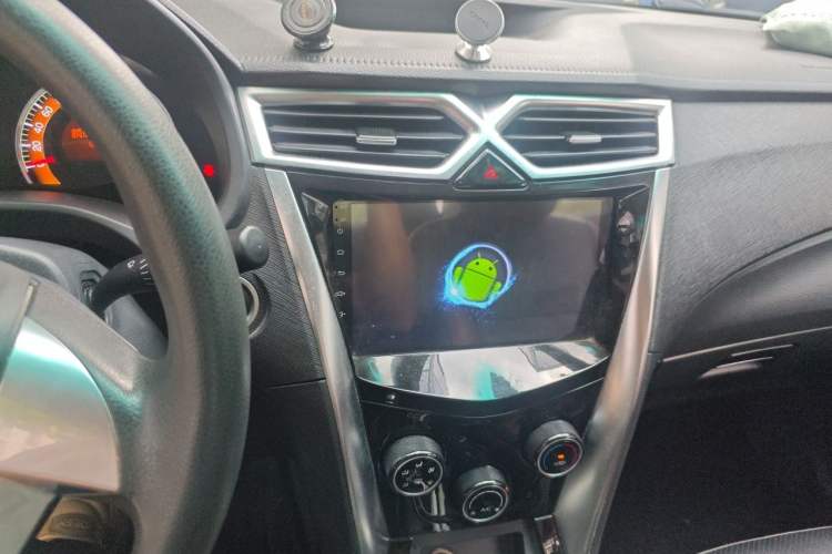 Used BYD F3 2016 1.5L Manual Luxury Model Audio And AC Panel