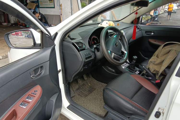 Used BYD F3 2016 1.5L Manual Luxury Model Driver Seat