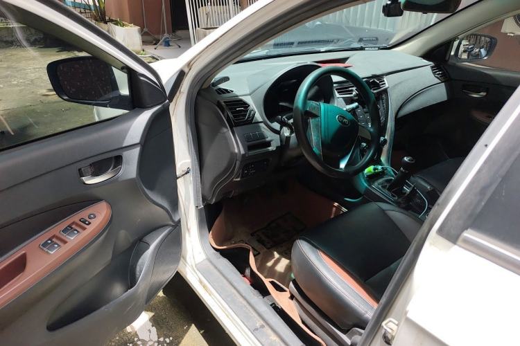Used BYD F3 2016 1.5L Manual Luxury Model Driver Seat