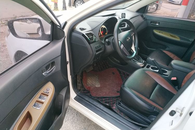 Used BYD F3 2016 1.5L Automatic Luxury Model Driver Seat