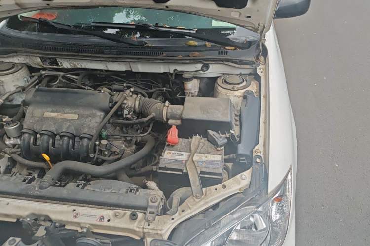 Used BYD F3  Engine Bay Left