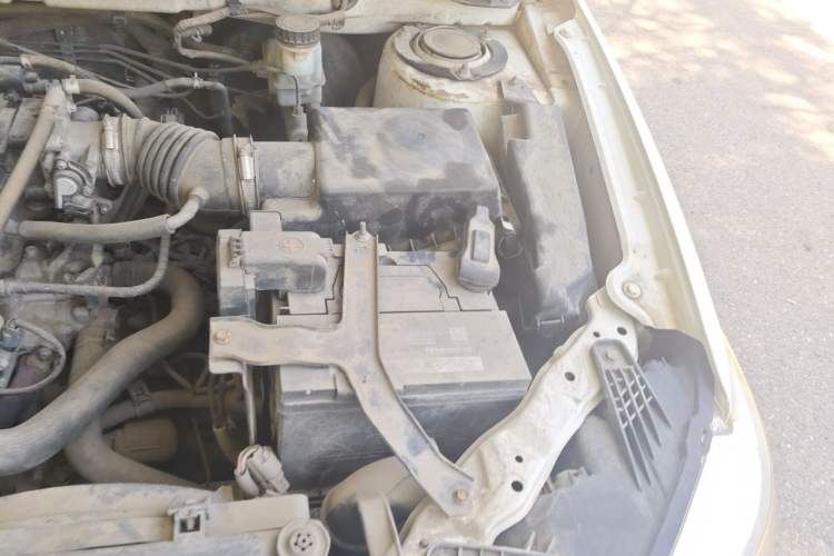 Used BYD F3 2016 1.5L Manual Luxury Model Engine Bay Left