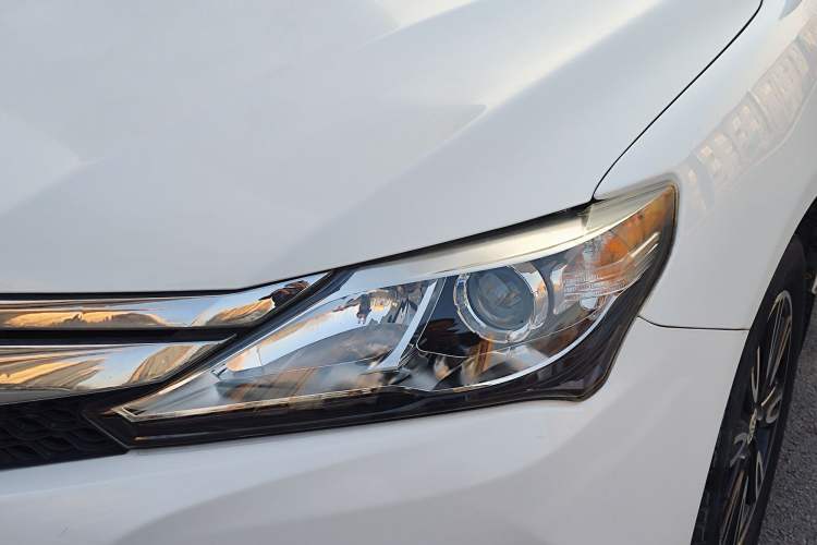Used BYD F3 2016 1.5L Automatic Luxury Model Exterior 3