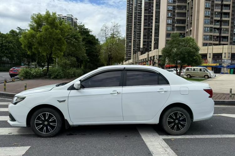 Used BYD F3 2016 1.5L Automatic Luxury Model Exterior 4