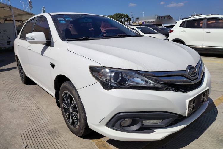Used BYD F3 2016 1.5L Manual Luxury Model Front Right 45 Deg