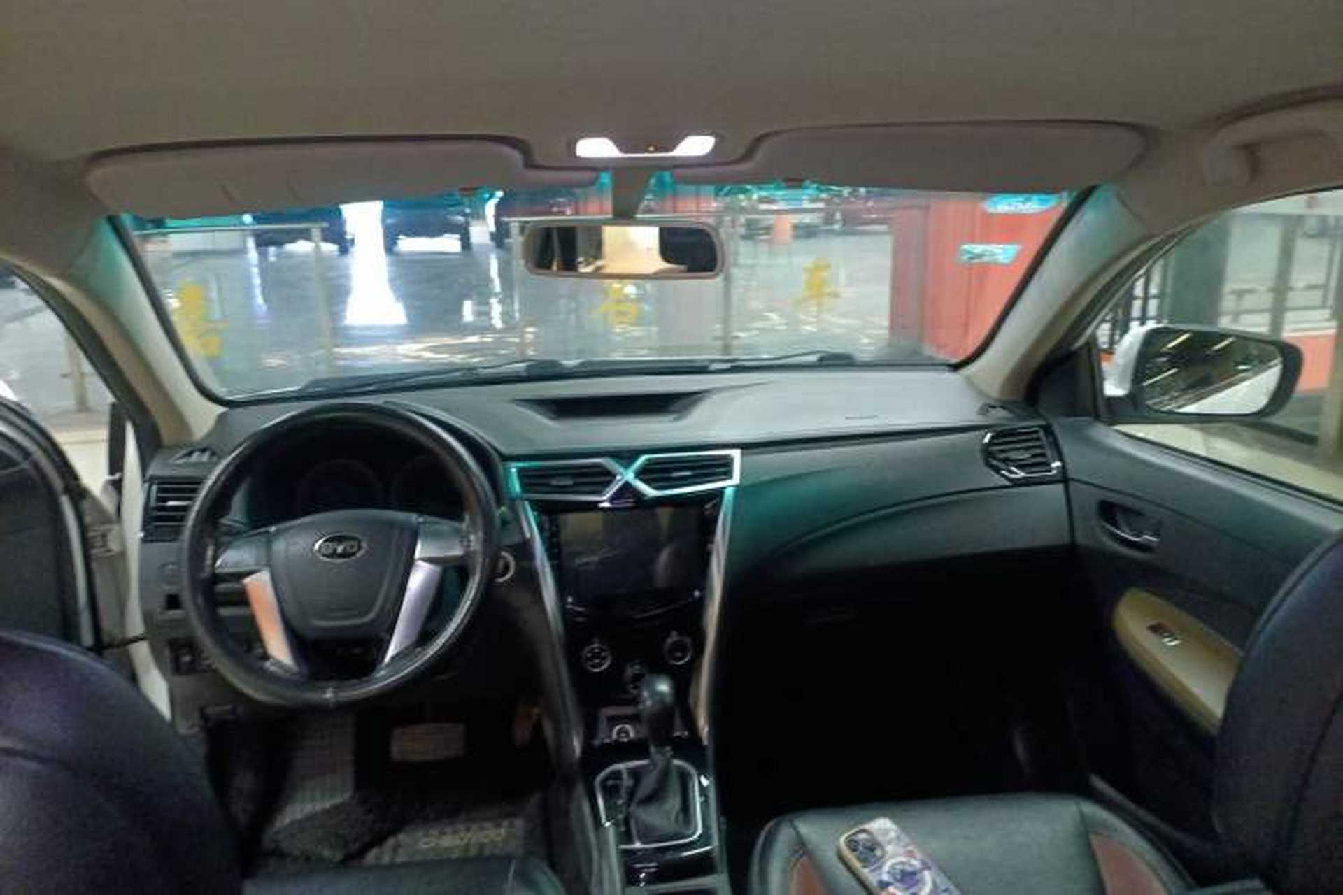 Used BYD F3 2016 1.5L Automatic Luxury Model Headliner