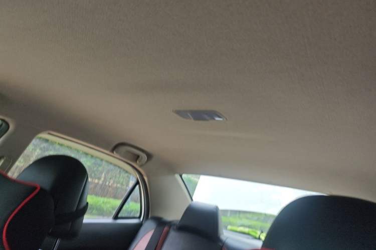 Used BYD F3 2016 1.5L Manual Luxury Model Headliner