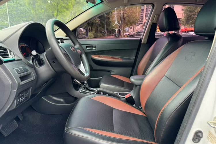 Used BYD F3 2016 1.5L Automatic Luxury Model Interior 2