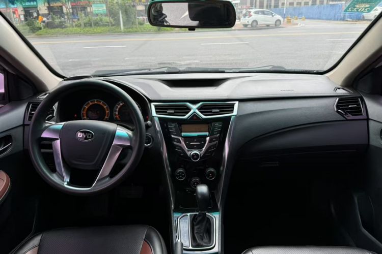Used BYD F3 2016 1.5L Automatic Luxury Model Interior 3