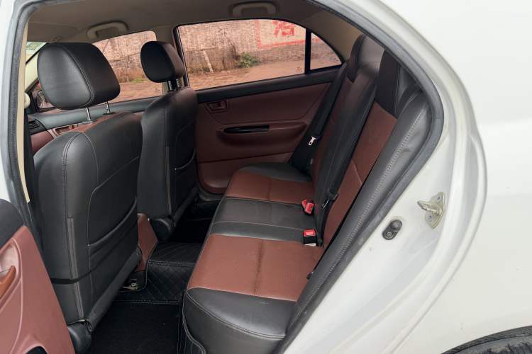 Used BYD F3 2016 1.5L Manual Comfort Model Interior 3
