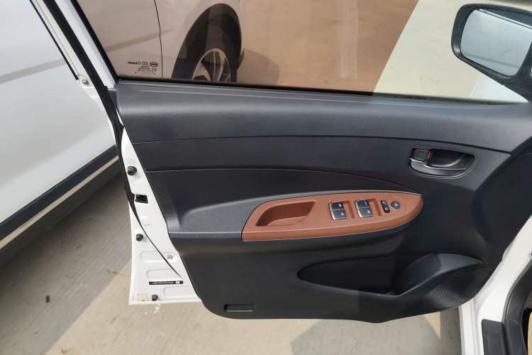 Used BYD F3 2016 1.5L Automatic Luxury Model Left Front Door Interior