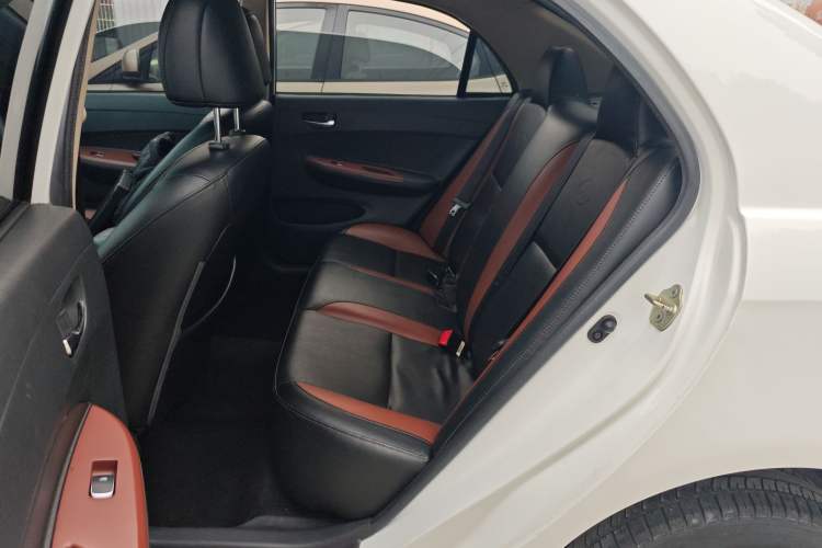 Used BYD F3 2016 1.5L Automatic Luxury Model Left Rear Seat
