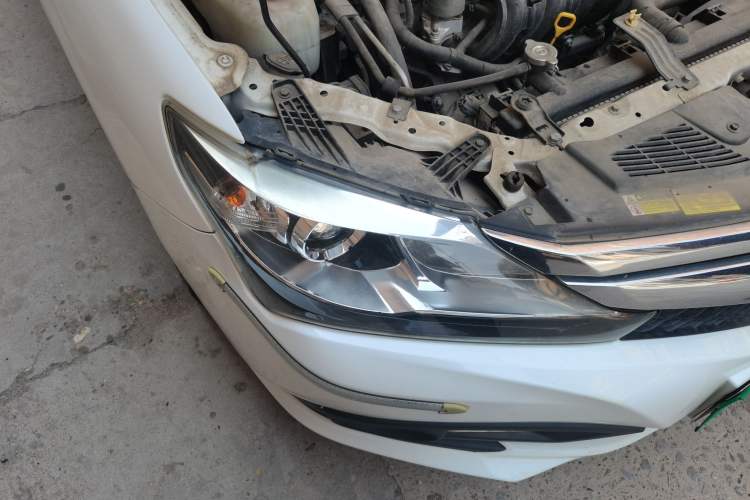 Used BYD F3 2016 1.5L Manual Luxury Model Right Front Headlight