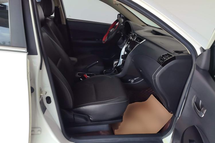 Used BYD F3 2016 1.5L Automatic Luxury Version Right Front Seat