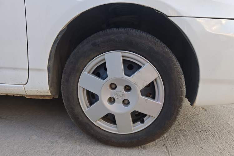 Used BYD F3 2016 1.5L Manual Comfort Model Right Front Wheel Hub