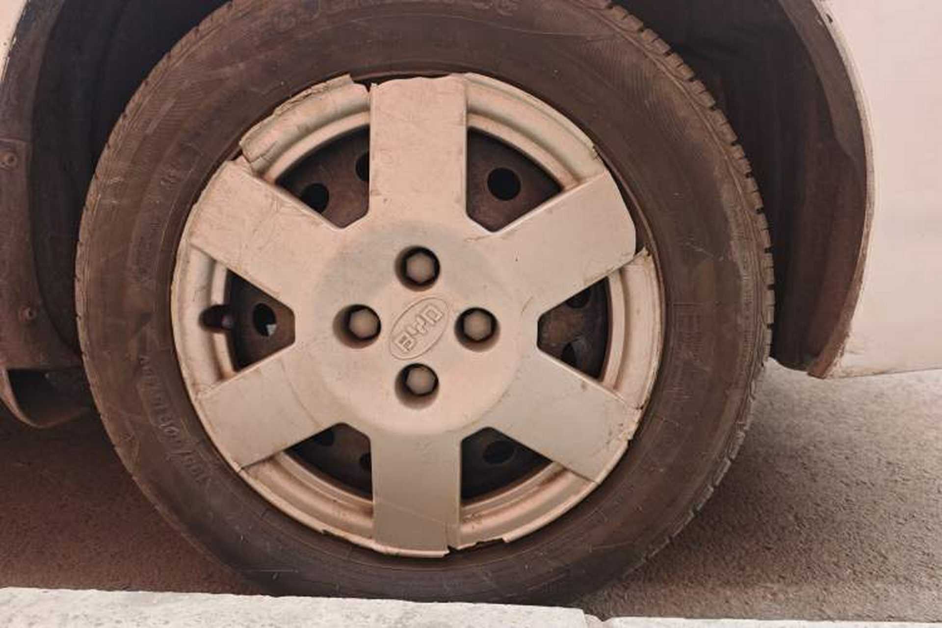 Used BYD F3 2016 1.5L Manual Comfort Model Right Front Wheel Hub