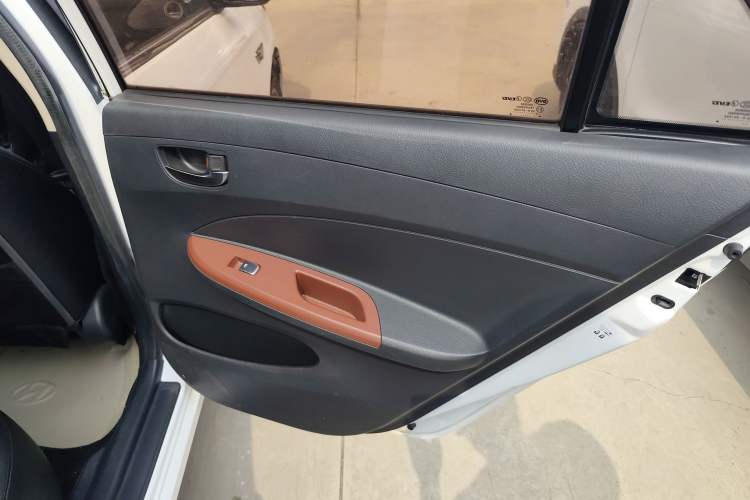 Used BYD F3 2016 1.5L Automatic Luxury Model Right Rear Door Interior