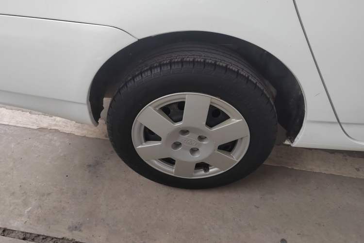 Used BYD F3 2016 1.5L Manual Comfort Model Right Rear Wheel Hub