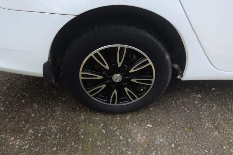 Used BYD F3 2016 1.5L Automatic Luxury Model Right Rear Wheel Hub
