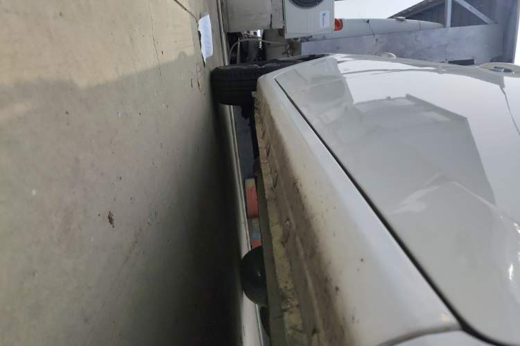 Used BYD F3 2016 1.5L Automatic Luxury Model Right Side Sill
