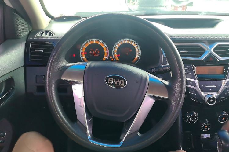 Used BYD F3 2016 1.5L Automatic Luxury Model Steering Wheel