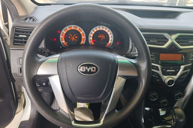 Used BYD F3 2016 1.5L Automatic Luxury Model Steering Wheel
